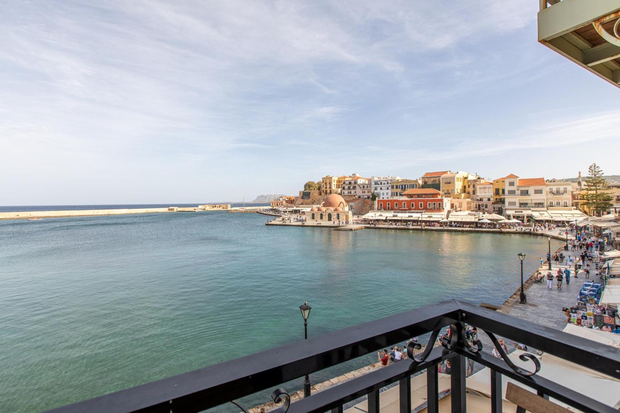 Lucia Hotel Chania  Екстер'єр фото