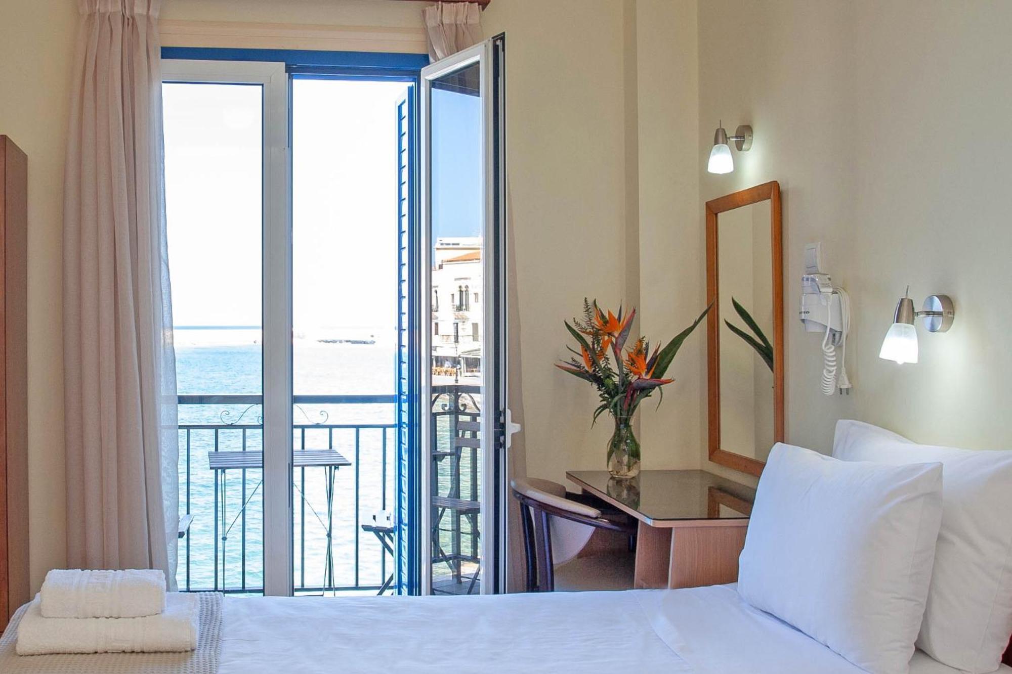 Lucia Hotel Chania  Екстер'єр фото